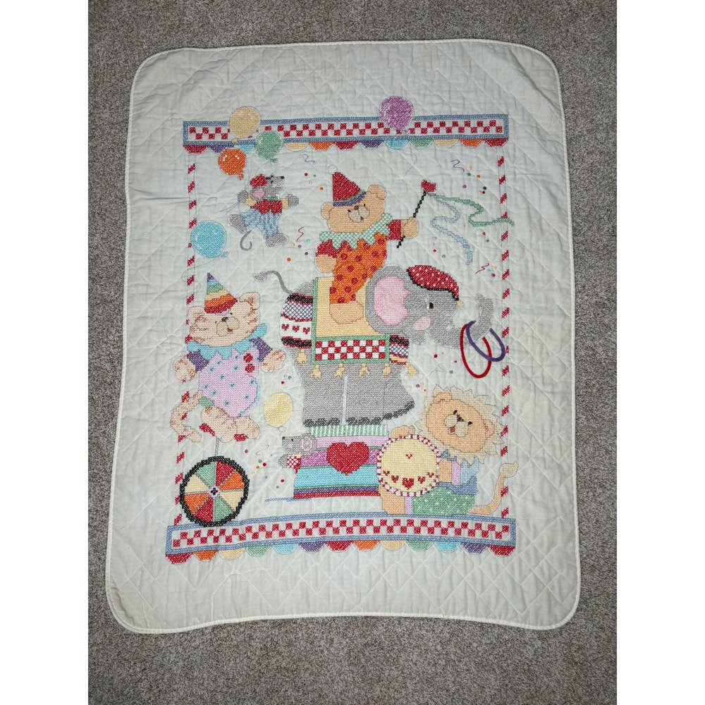 Vtg Bucilla Animal Circus Completed Cross Stitch Quilted Baby Blanket 42x32